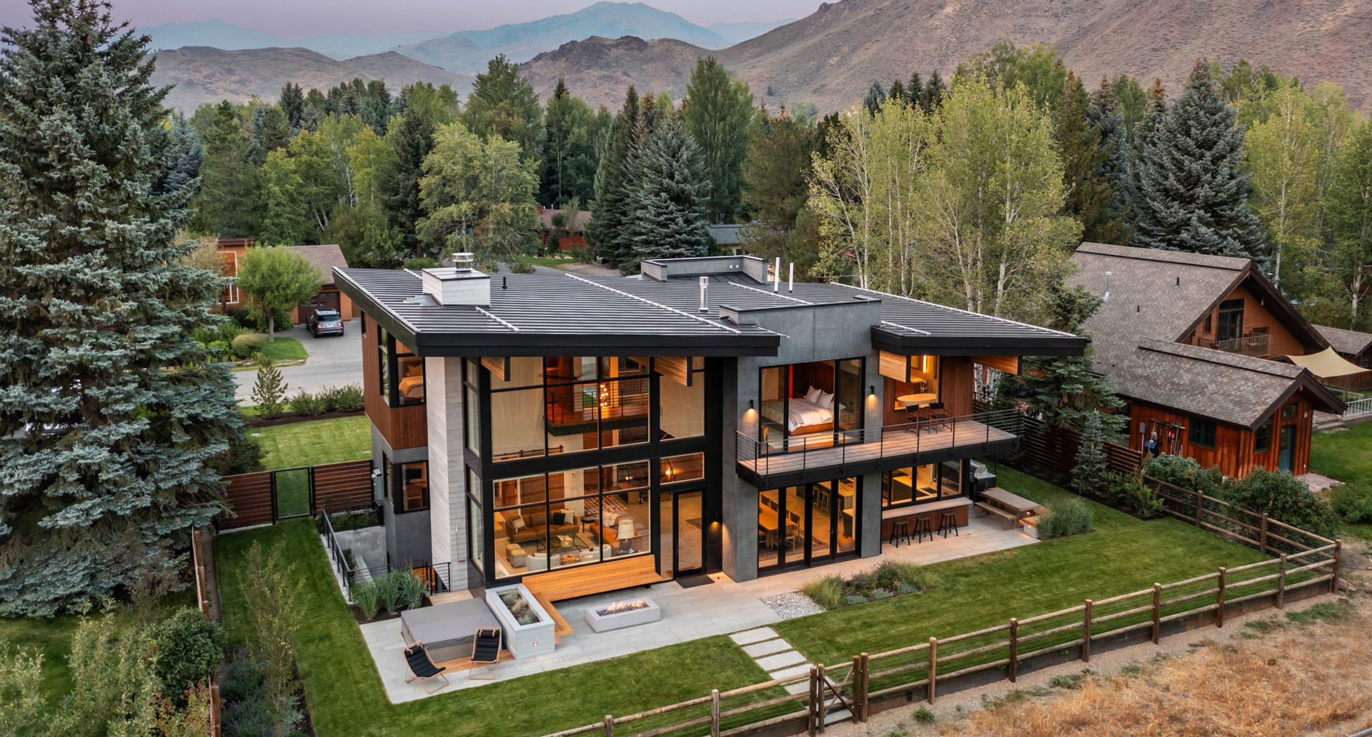 sun-valley-exterior-2
