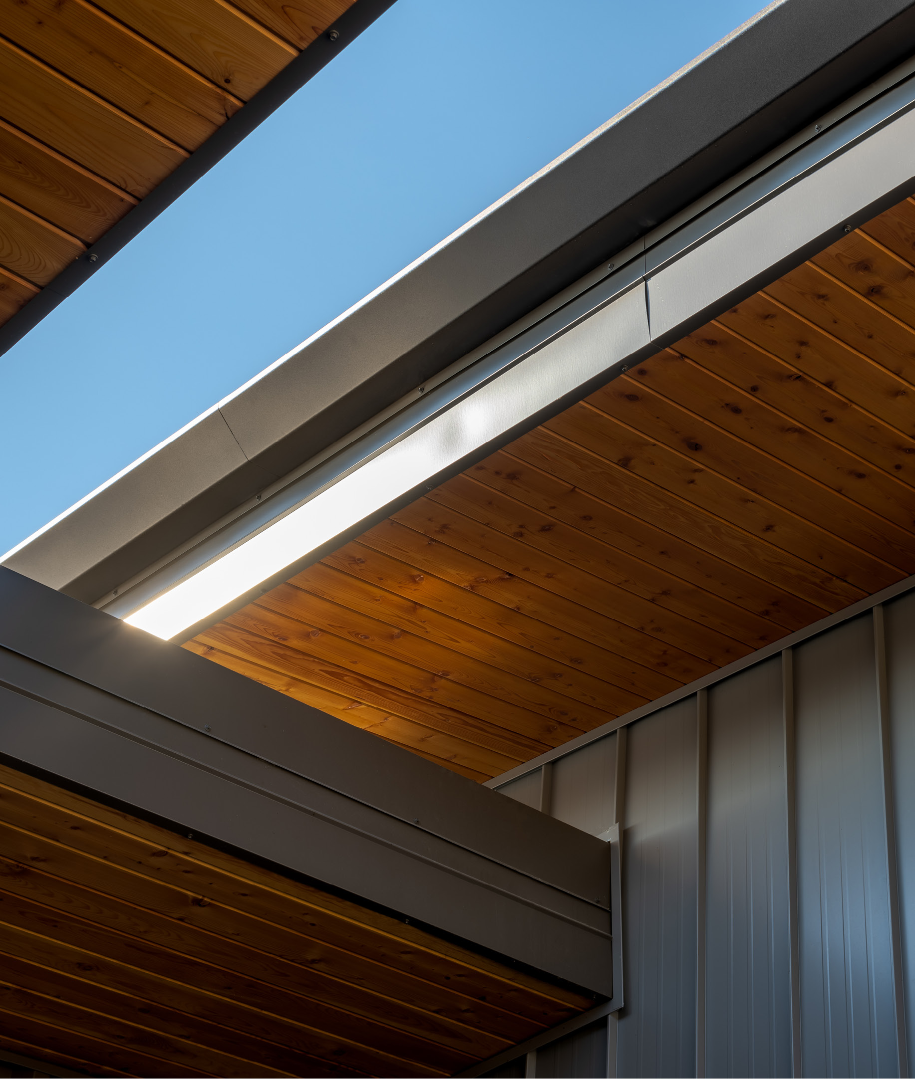 Cropped photo entry overhang